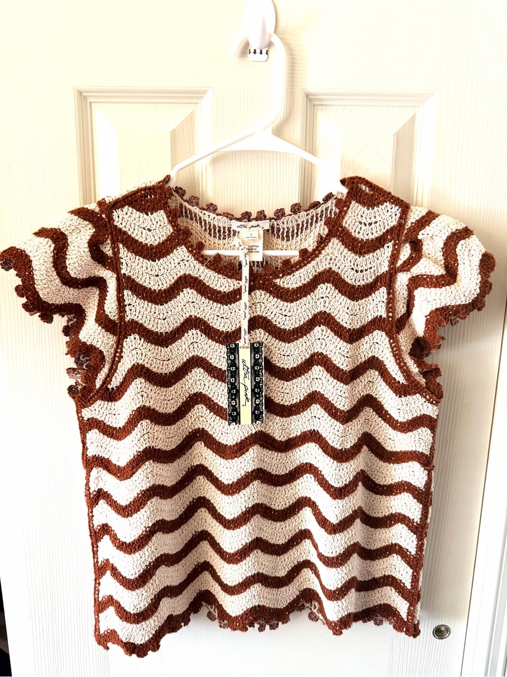 Ultra Pink White and Brown Wave Crochet Top